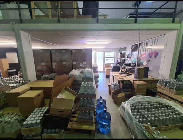 270.80M² WAREHOUSE TO LET IN MARCONI BEAM INDUSTRIA
